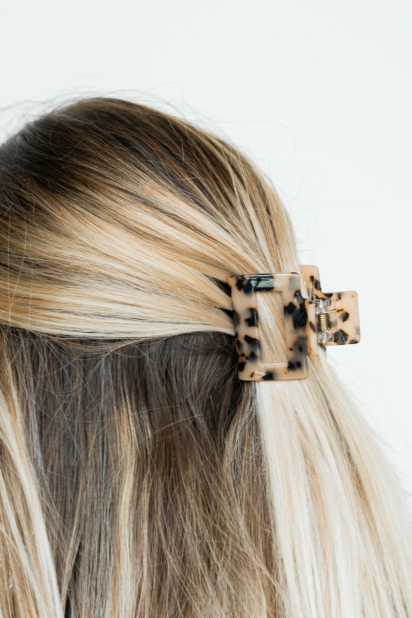 Carly Hair Claw - Blonde Tortoise