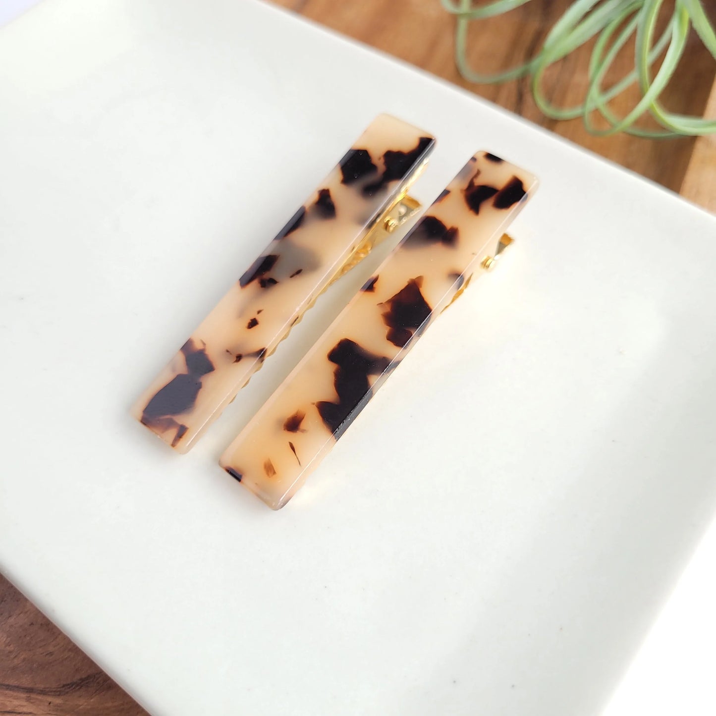 Eleanor Hair Clip - Blonde Tortoise