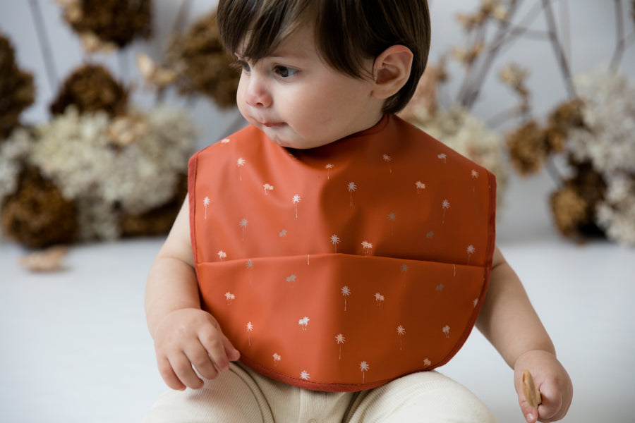 Snuggle Bib - Without Wings (Palm)