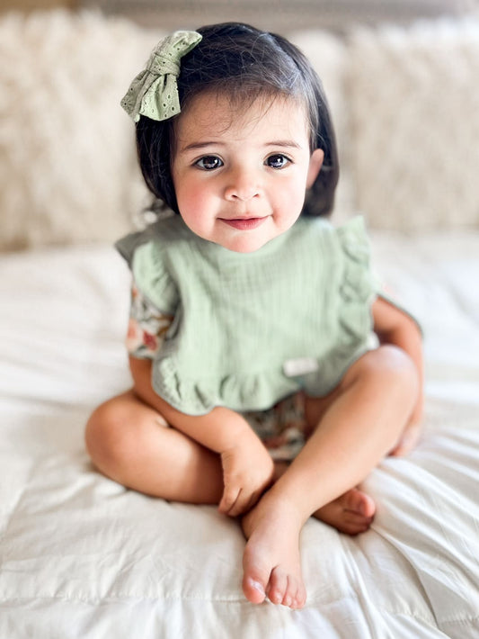 Muslin Cotton Ruffle Baby Bib - Sage